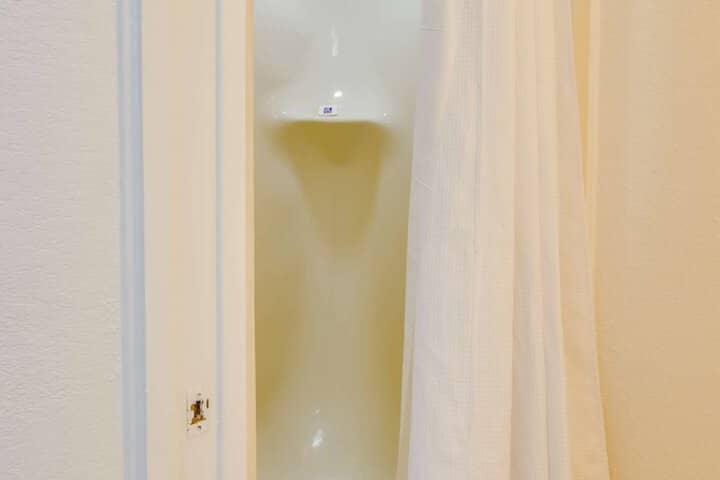 Room 17 of 29
